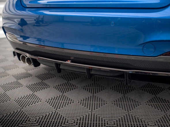 Maxton Design Central Rear Splitter (Vertical Bars) V.2 BMW X6 M-Pack G06