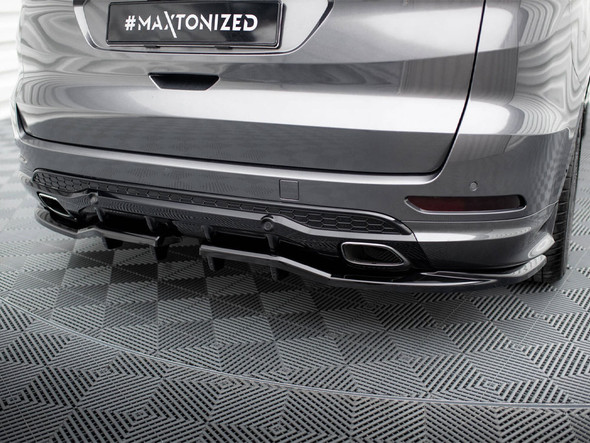 Maxton Design Central Rear Splitter (Vertical Bars) + Rear Side Splitters Chevrolet Corvette C7