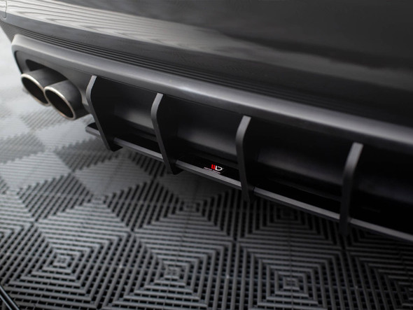 Maxton Design Central Rear Splitter (Vertical Bars) Chrysler Pacifica Mk2 Facelift