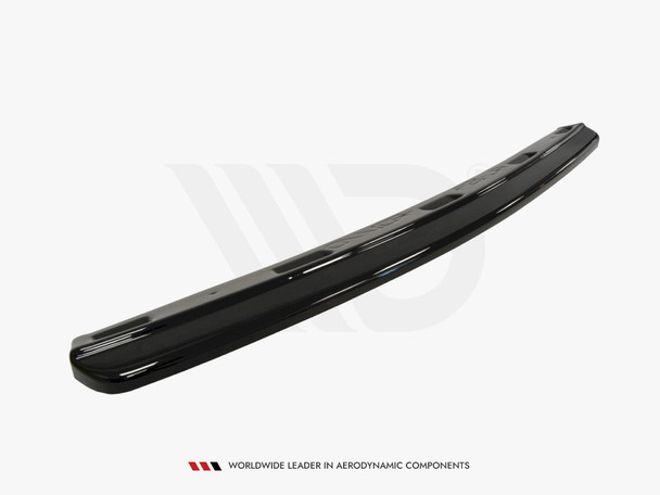 Maxton Design Central Rear Splitter Alfa Romeo 159