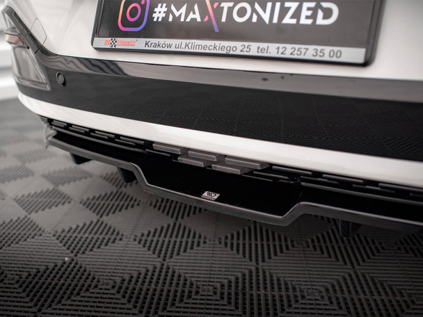 Maxton Design Central Rear Splitter (Vertical Bars) Audi e-Tron