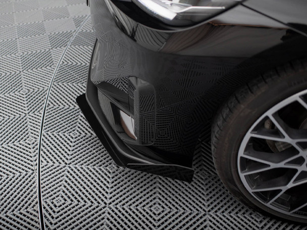 Maxton Design Central Rear Splitter BMW 2 Coupe G42