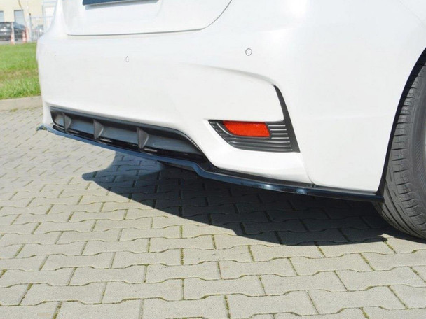 Maxton Design Central Rear Splitter Lexus CT Mk1 Facelift