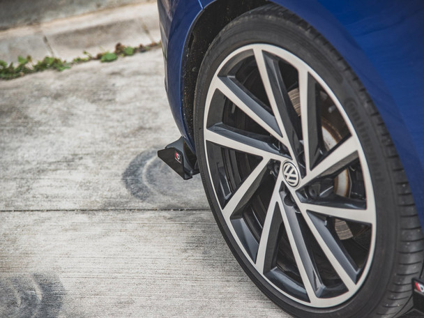Maxton Design Street PRO Front Splitter V.2 Volkswagen Golf R / R-Line Mk7 Facelift