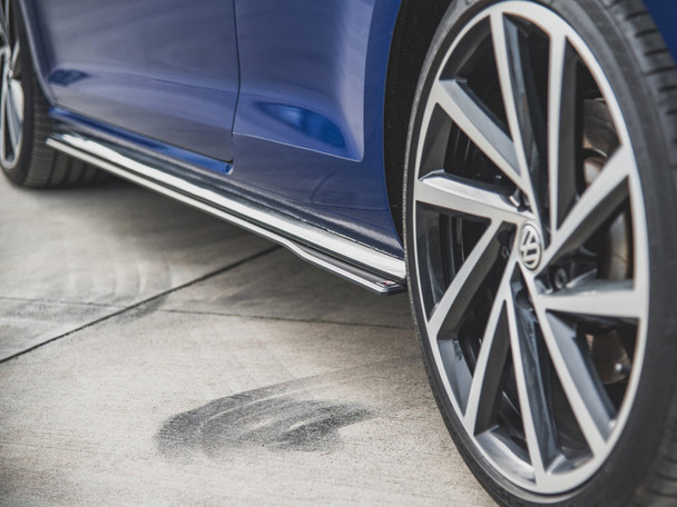 Maxton Design Street PRO Side Skirts Diffusers Volkswagen Golf R / R-Line Mk7 Facelift