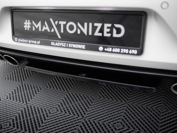 Maxton Design Central Rear Splitter Vw Golf R Mk7