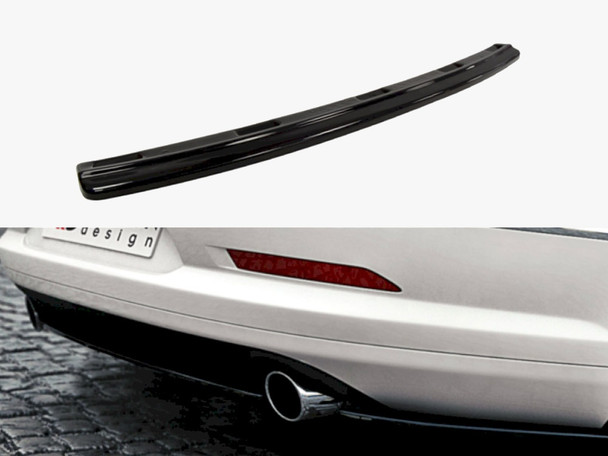Maxton Design Central Rear Splitter Vw Passat Cc R36 Rline (Preface) (Without Vertical Bars)