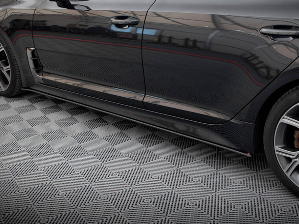 Maxton Design Street PRO Front Splitter + Flaps Kia Stinger GT / GT-Line / Standard Mk1