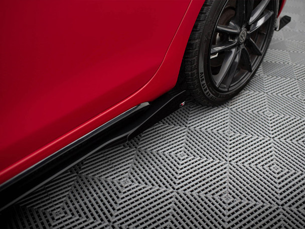 Maxton Design Street PRO Front Splitter V.3 + Flaps VW Golf GTI Mk6