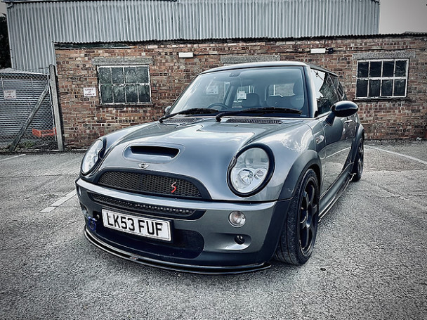 Triple R Composites Mini Cooper S R53 - Low Line Kit