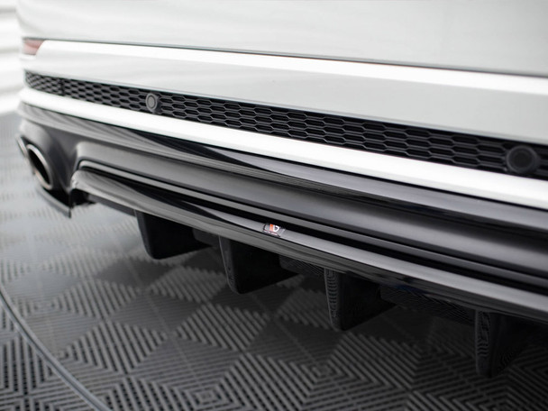 Central Rear Splitter (Vertical Bars) V.2 Audi SQ8 Mk1 Central Rear Splitter (Vertical Bars) V.2 Audi SQ8 Mk1