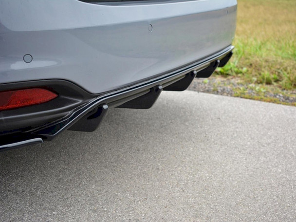 Maxton Design Rear Valance Fiat Tipo S-Design SW - Carbon Look