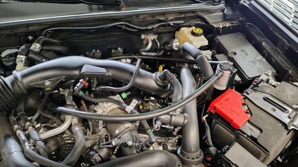 J&L 24-25 Ford Ranger Raptor 3.0L PCV Side Oil Separator - Clear Anodized - 3058P-C Photo - Mounted