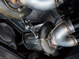 AWE Tuning 05-07 C6 Chevrolet Corvette 6.0L Touring Edition Axleback Exhaust w/ Diamond Black Tips - 3015-43660 Photo - Mounted