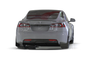 Rally Armor 21-23 Tesla Model S/ S Plaid Black UR Mud Flap w/ Metallic Black Logo - MF101-UR-BLK-MBK User 1