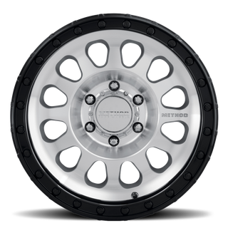 Method MR315 18x9 +18mm Offset 6x135 87mm CB Machined Wheel - Gloss Black Lip - MR315890161618 Photo - Close Up