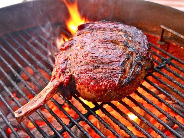 Grilled tomahawk steak
