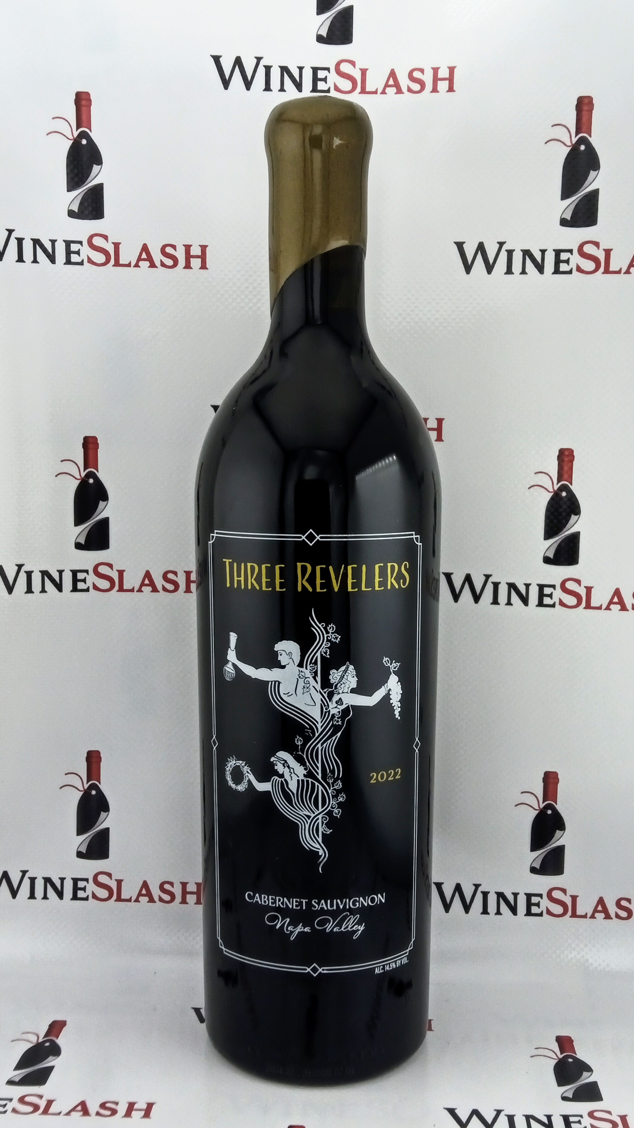 2022 Three Revelers Cabernet bottle