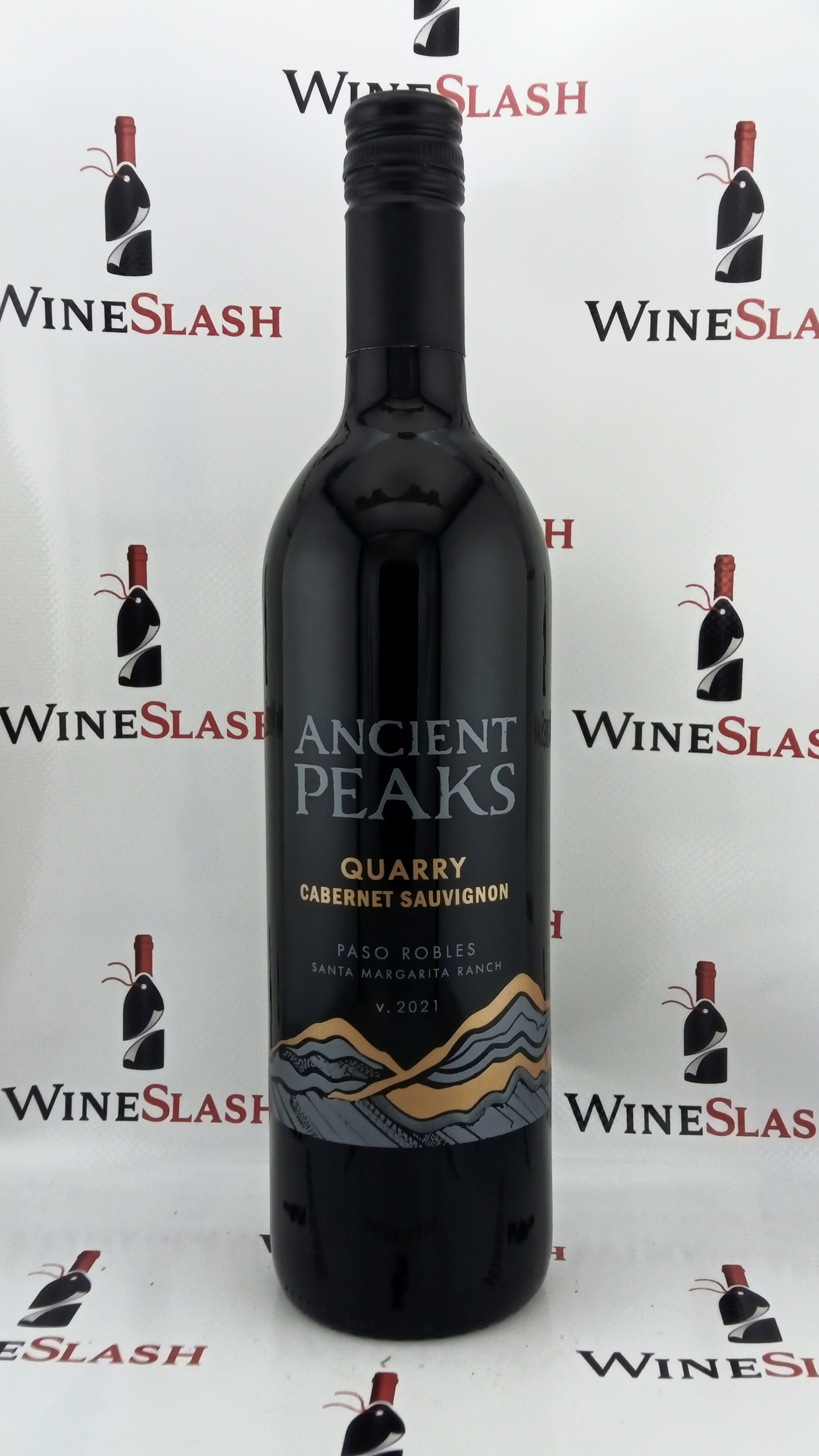 2021 Ancient Peaks 'Quarry' Cabernet Sauvignon Paso Robles, USA bottle