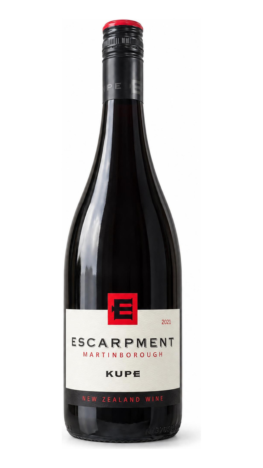 2021 Escarpment Kupe Pinot Noir bottle