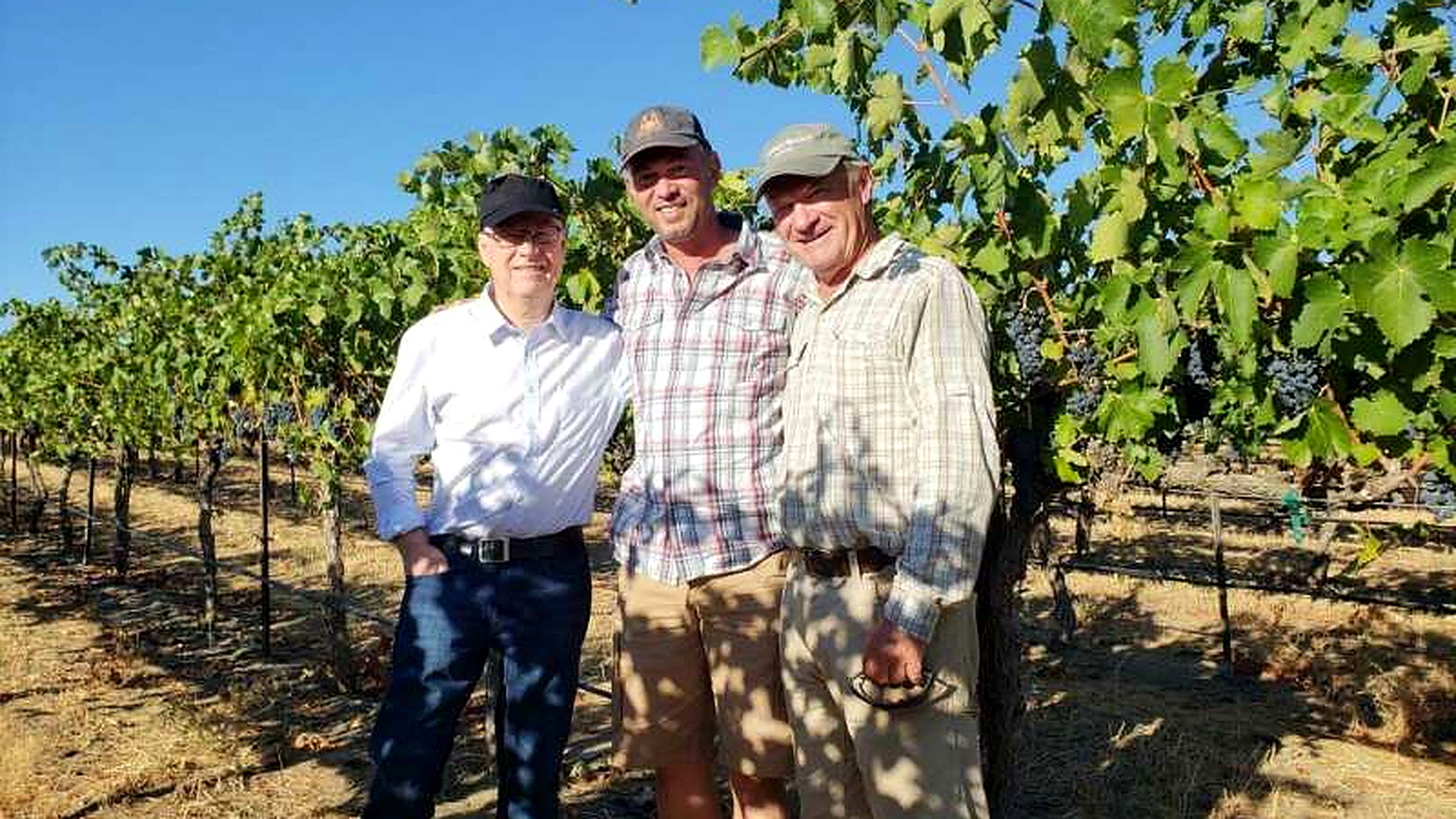 Gilles Nicault with grower Dick Boushey in a Columbia Valley vineyard