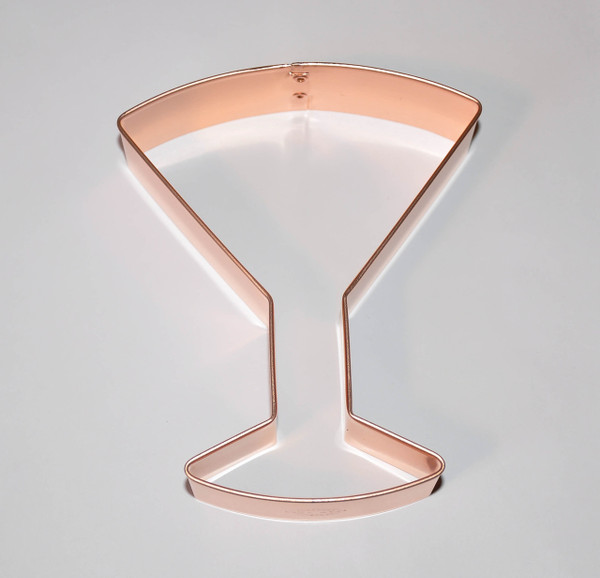 MARTINI GLASS ANGLED VIEW