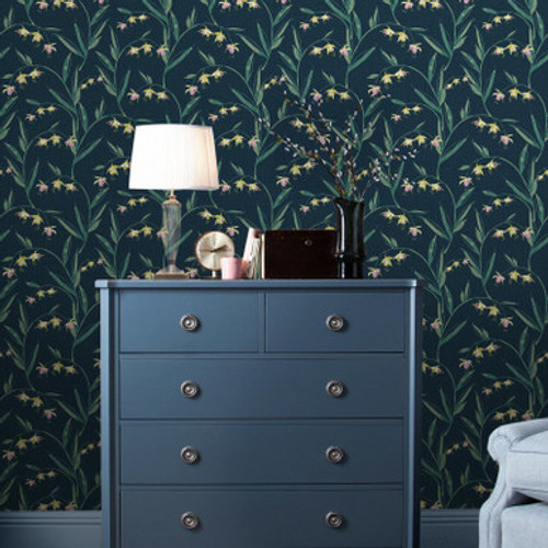 Laura Ashley Fulwell Fuchsia Midnight Seaspray Wallpaper - 127402_ROOMSET_FULWELL FUSCIA MIDNIGHT SEASPRAY_01.jpg