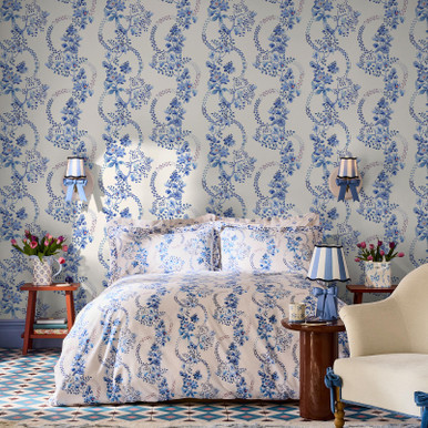 Cath Kidston Road Floral Blue & White Wallpaper - 142046_ROOMSET_ROAD_FLORAL_BLUE_&_WHITE_01.jpg