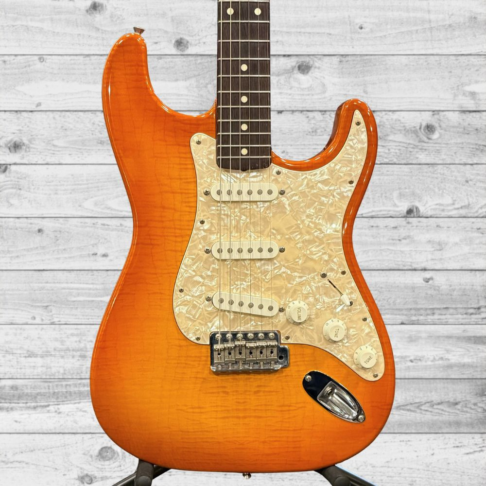 Used Fender MIJ Foto Flame Stratocaster Electric Guitar (7 lb 3 oz