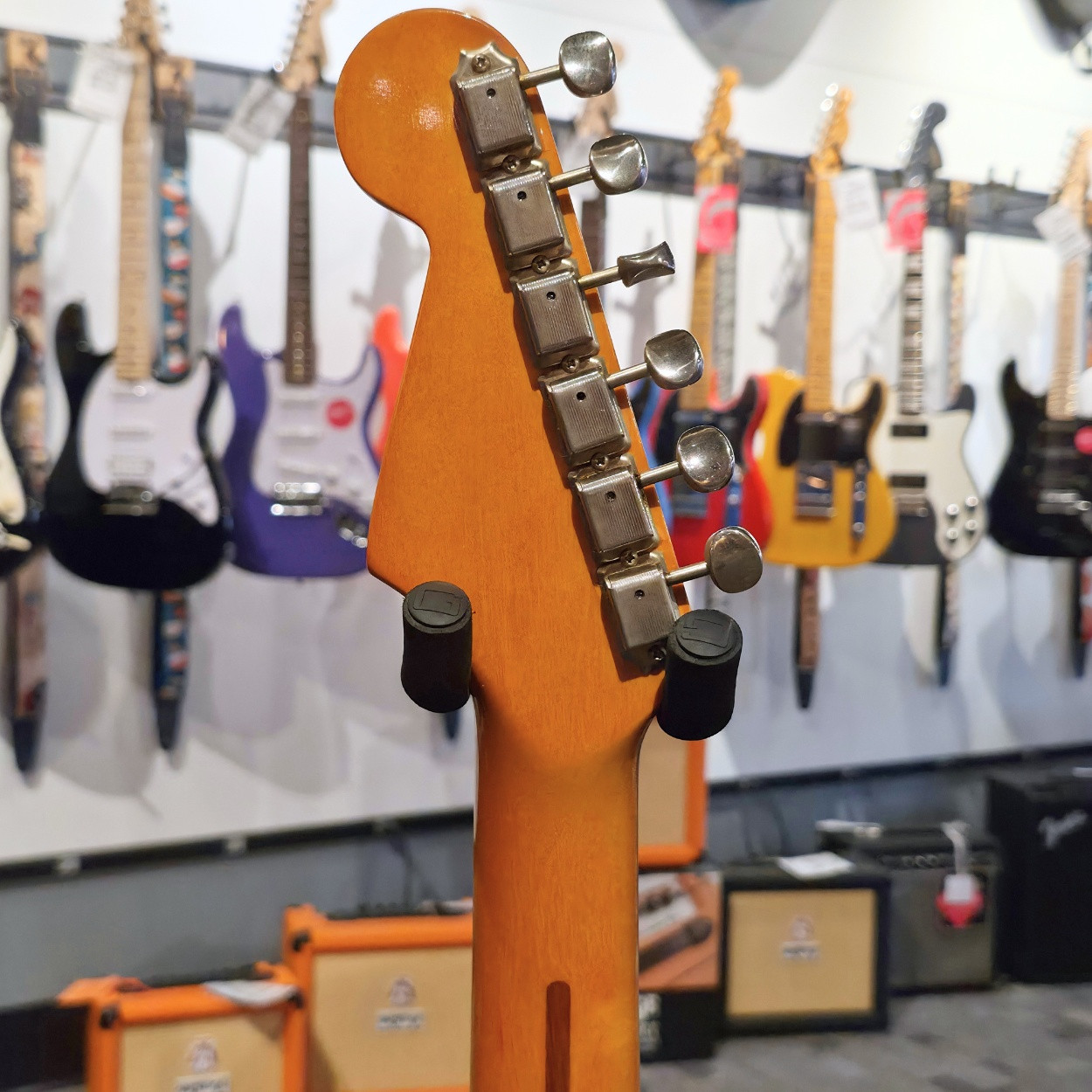1989 Fender American Vintage Reissue 57 Stratocaster - Sunburst (7