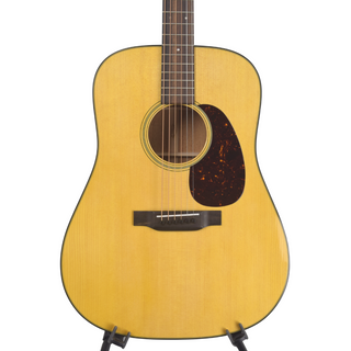 Martin D-18 Dreadnought Acoustic Guitar - Natural