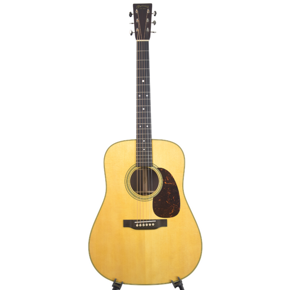 Martin D-28 Acoustic Guitar - NaturalC