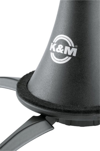 K&M 4 Leg In-Bell Clarinet Stand close up at legs