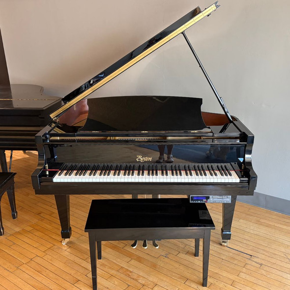 Pre-Owned Boston GP-163 Baby Grand Piano - Polished Ebony (138426)