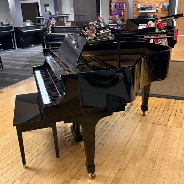 Used Boston GP-163 Baby Grand Piano - Polished Ebony (104046)