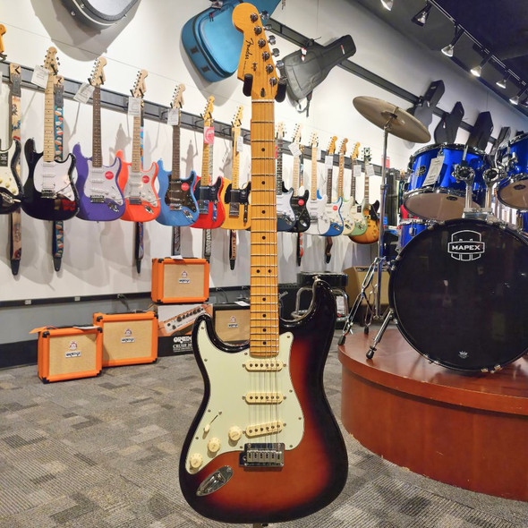 Used Fender Player Plus Left-Handed Stratocaster - 3 Color Sunburst (8 lb 1 oz)