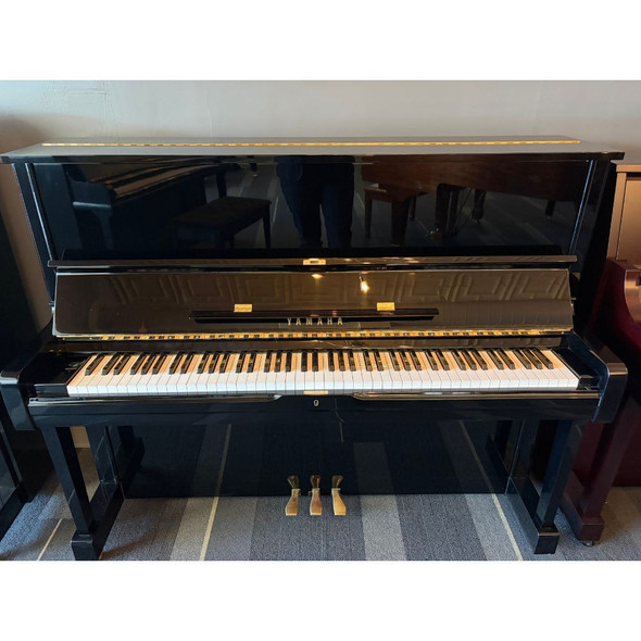 Pre-Owned Yamaha U1 Upright Piano - Polished Ebony