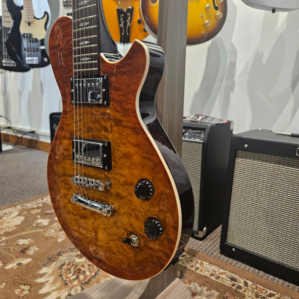 Used Michael Kelly Patriot Standard Electric Guitar - Amber
