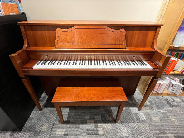 Used Yamaha M450 Upright Acoustic Piano - Cherry