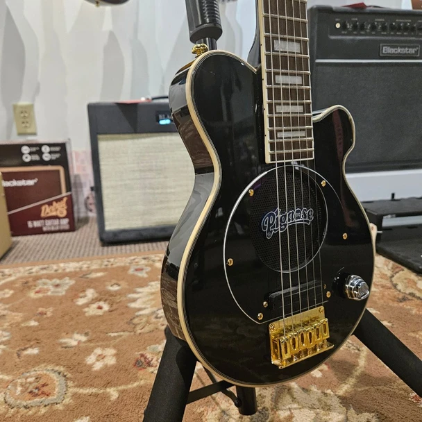 Used Pignose PGG-259 Travel Electric Guitar - Black
