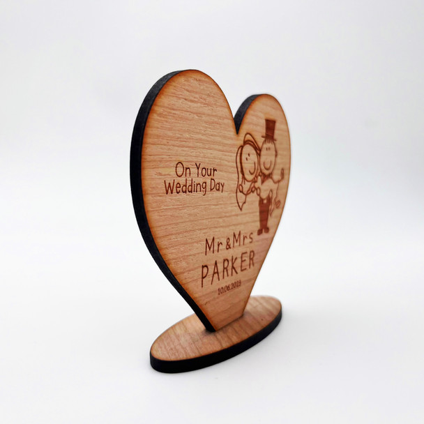 Engraved Wood On Your Wedding Day Doodle Couple Heart Keepsake Personalised Gift