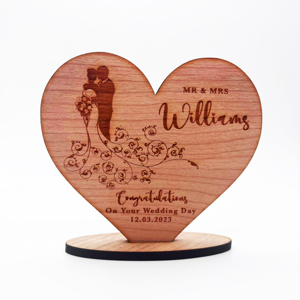 Wood On Your Wedding Day Bride &  Groom Heart Floral Keepsake Personalised Gift