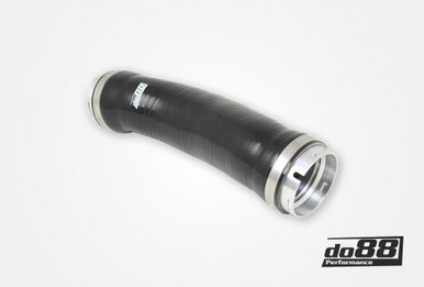 do88 BMW M2, Turbo outlet hose Black | TR-180S