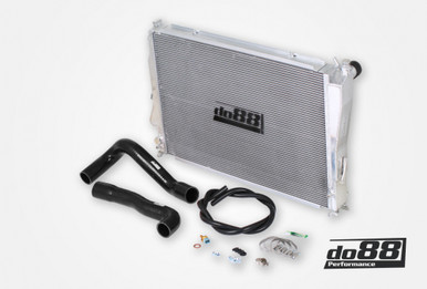 do88 BMW M3 E46 Radiator Aluminum
