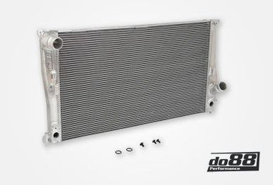 do88 BMW 135i 335i 35i N54 N55 AutomatIntercooler 2007-2013 (E9X E82 E89) Radiator | WC-370