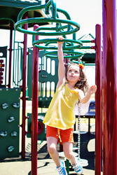 What Age Can a Child Do Monkey Bars?