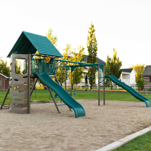 Lifetime Big Stuff Deluxe Swing Set