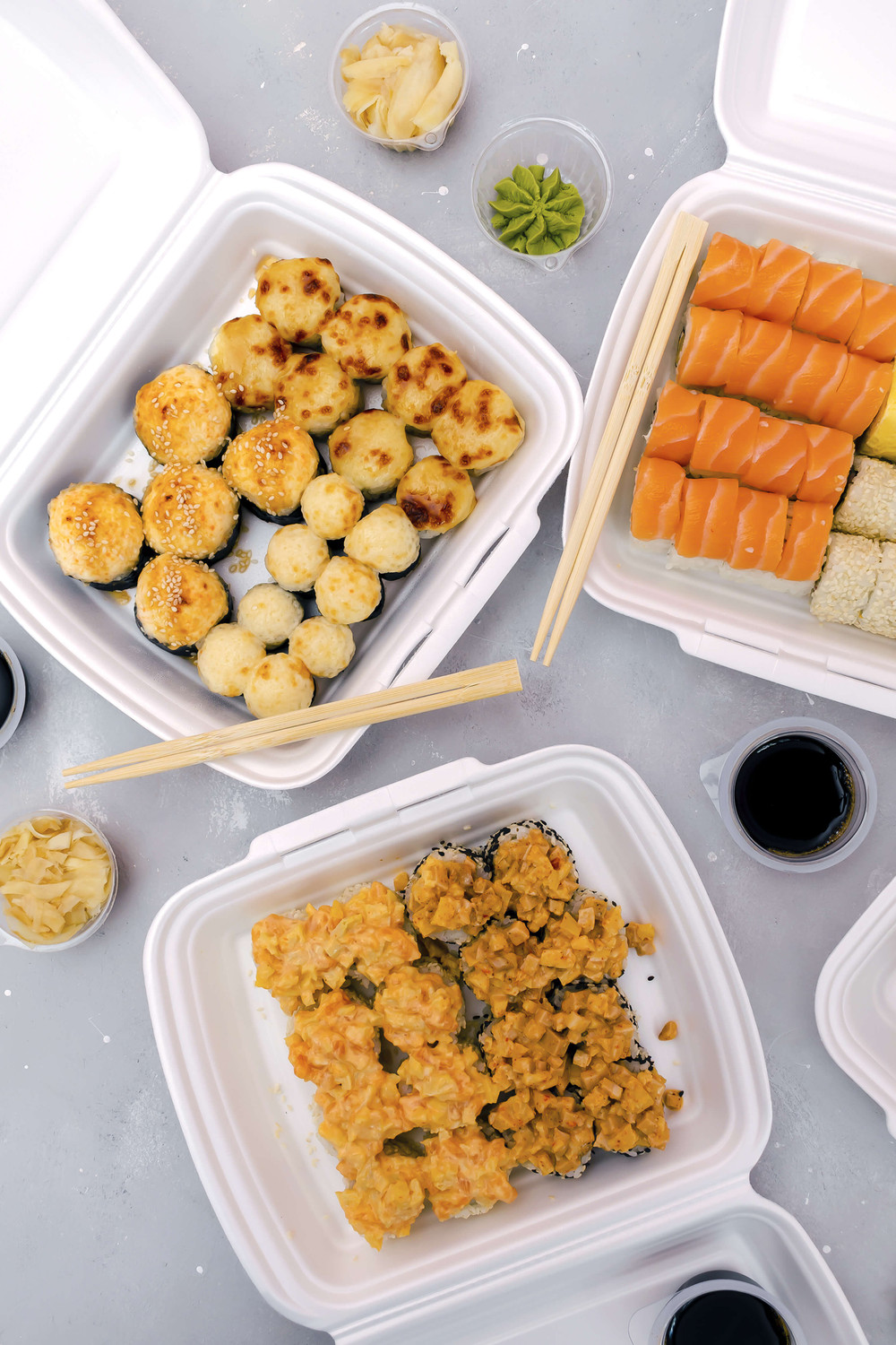 Bagasse Square 8'' Lunch Box [8x8x2.5inch] [VB08-SR] (a pack of 200)