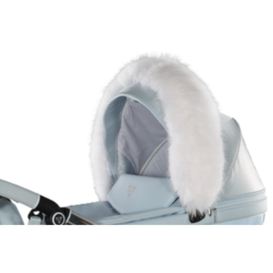 Junama White Luxury Faux Fur Collar