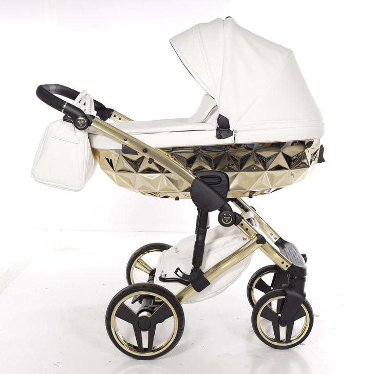 Junama Fluo Individual Mirror White Gold 2-in-1 pram and pushchair carrycot detail